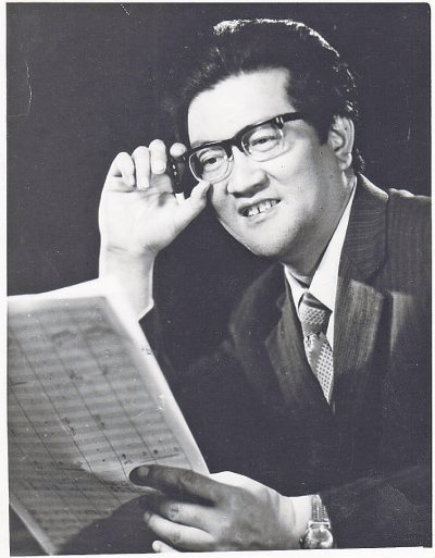  施光南在创作中