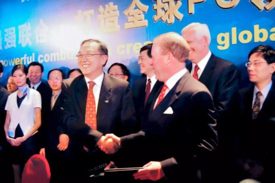  联想集团收购IBM PC业务