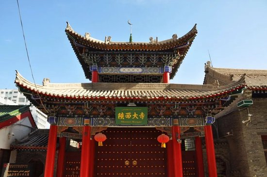  ▲乌鲁木齐陕西大寺（图片来源：视觉中国）
