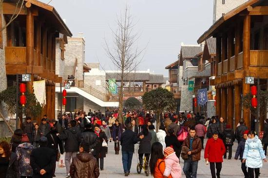 ▷新北川县城的商业街