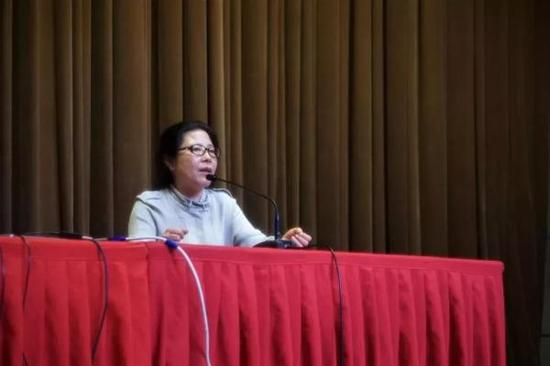 艺术学部戏剧影视学院副院长关玲教授