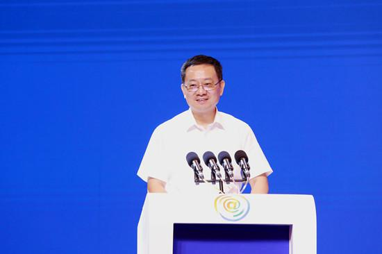 高翔在2018中国网络媒体论坛开幕式暨主论坛上致辞