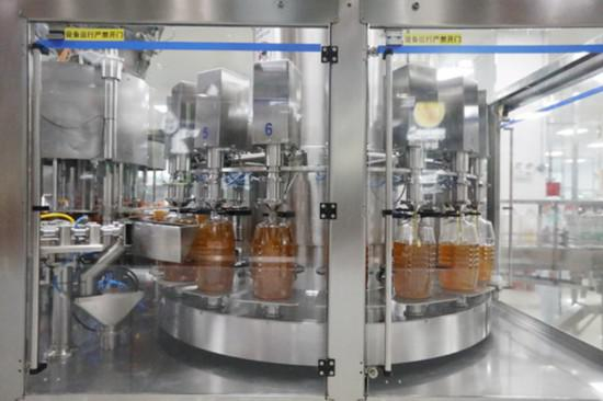 益海嘉里自动化生产线。