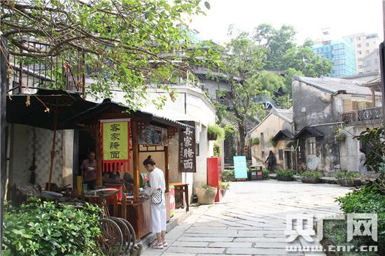 甘坑客家小镇景色 央广网记者 巩盼东 摄