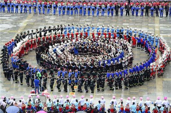 同心共筑中国梦：广西各族群众齐跳“同心舞”