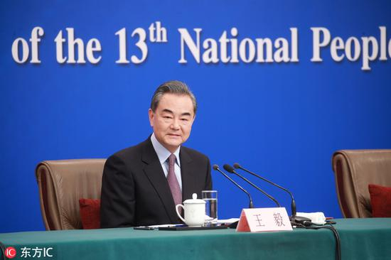 王毅国务委员回答记者提问（图片来源：东方IC）