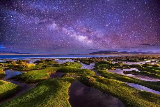  三江源班德湖星空 焦生福摄