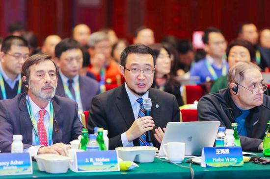 　　△中国器官捐献与移植发展研讨会现场（Symposium on the development of organ donation and transplantation of China）