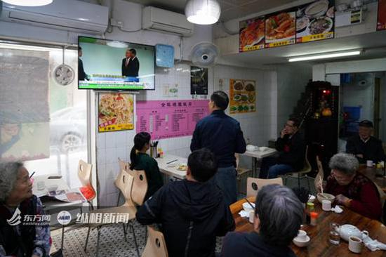  2019年12月20日上午，澳门红街市某茶餐厅