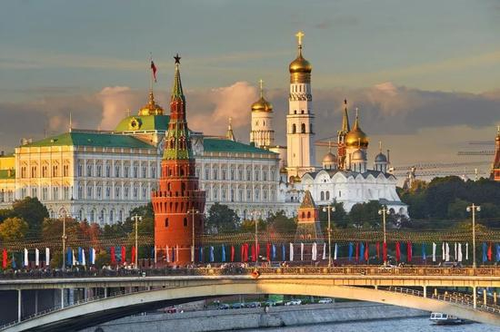  俄罗斯：看住了亚洲大门，没护好欧洲后院/图虫创意