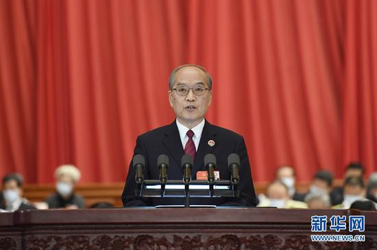 　　5月25日，十三届全国人大三次会议在北京人民大会堂举行第二次全体会议。最高人民检察院检察长张军作最高人民检察院工作报告。 新华社记者 岳月伟 摄