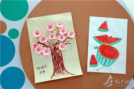  △ 爷爷奶奶们可爱的手工课作业