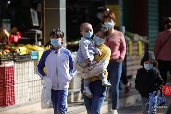 笋岗村居民出入正常