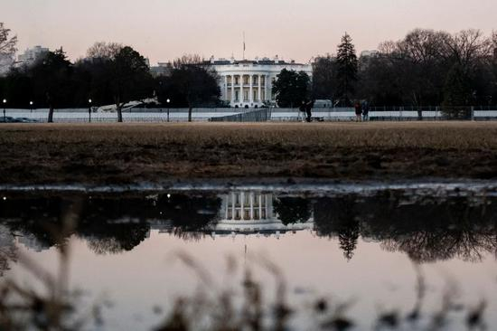 1月12日拍摄的美国华盛顿白宫。图片来源：新华社 刘杰 摄
