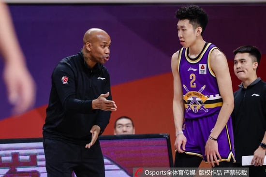 马布里对新秀廖三宁给予了充分信任