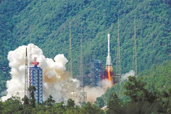 2023年5月17日，我国在西昌卫星发射中心用长征三号乙运载火箭，成功发射第56颗北斗导航卫星。万  全摄