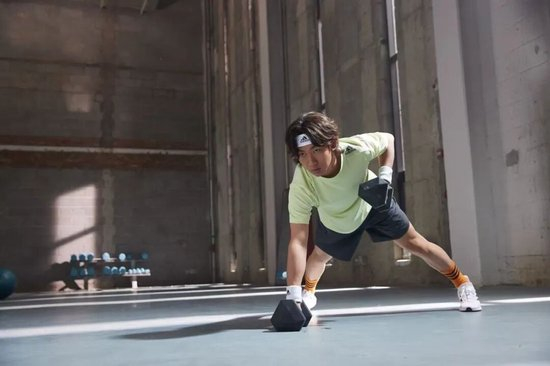 苏翊鸣日常训练。图：adidas