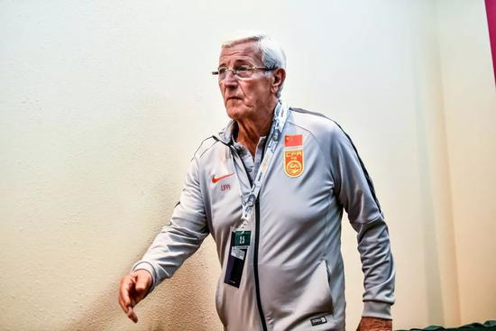  里皮出席赛后新闻发布会&nbsp; 图片来源/图虫创意