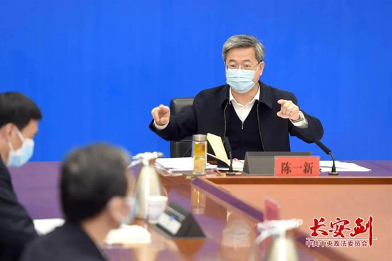  陈一新多次指出，数据弄虚作假的，要严肃问责。