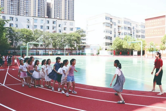 漯河市第二实验小学暑期爱心托管班的体育活动时间