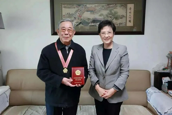 2020年10月，马绍孟获“抗美援朝出国作战70周年”纪念章
