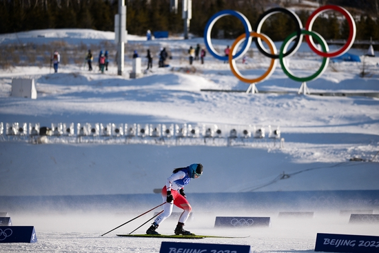  约海于格一路领先。