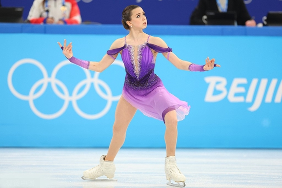 瓦利耶娃参加短节目比赛