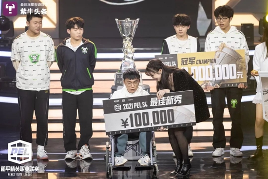 去年七仔收获最佳新秀