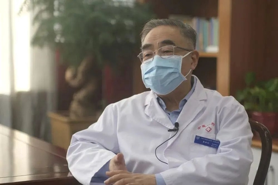 　中国工程院院士张伯礼此前接受新华社记者采访。（郝杰摄）