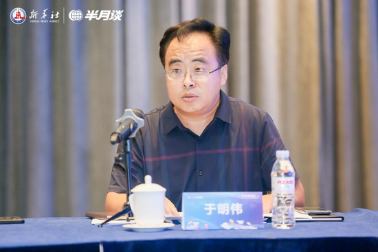  威海市教育局副局长于明伟