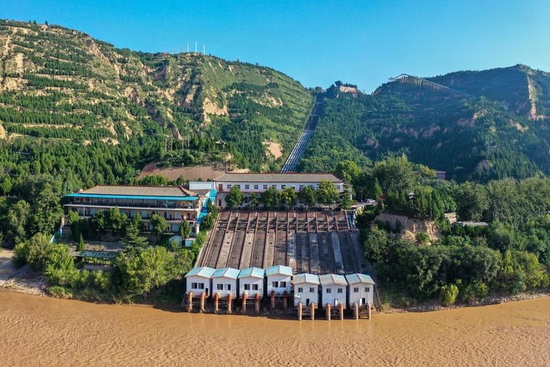  这是山西省运城市芮城县大禹渡扬水工程（2022年9月7日摄，无人机照片）。新华社发（肖永杰 摄）