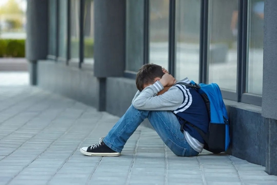 中国国民心理健康发展报告（2021~2022）》2月23日发布。报告显示，青少年群体有14.8%存在不同程度的抑郁风险，高于成年群体，需要进行有效干预和及时调整。图/IC photo