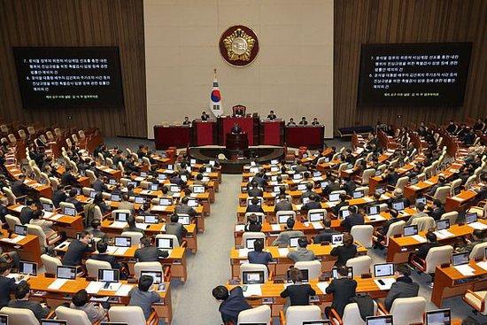 天天快报：2024年澳门资料论坛039期-韩国国会全体会议通过“内乱特检法”