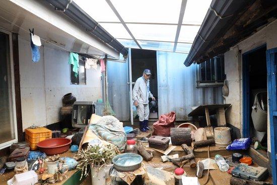 当地时间2025年7月18日，因道路被淹
	、失踪</p>韩国<strong>大带宽服务器台湾云空间</strong>9人失踪。自本月16日至当地时间今天清晨，</div><tt lang=
