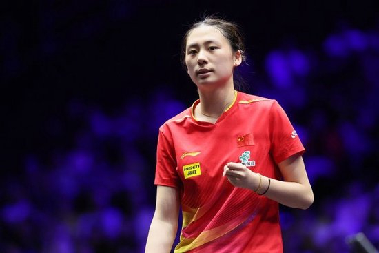 陈熠3-0德国老将削球手韩莹，晋级WTT瑞典大满贯32强