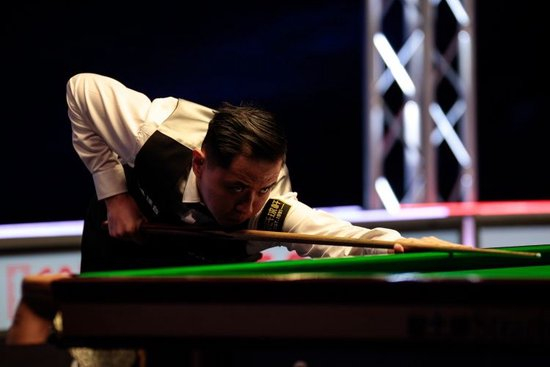 斯诺克英格兰公开赛：肖国栋连胜四局以4-0战胜巩晨智，晋级32强