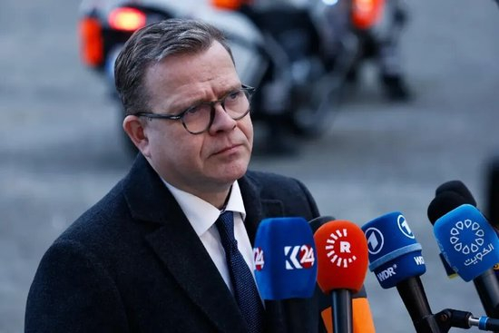 �����������¶������������磩