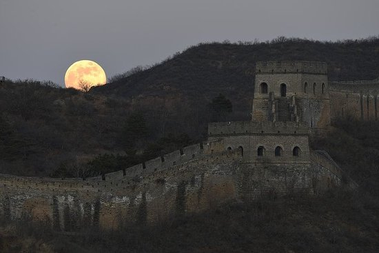 创美股纪录！英伟达市值一夜蒸发近2万亿，美国司法部升级反垄断调查