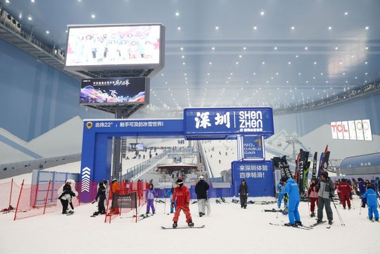 2025��10��7�գ���ѩ������������&middot;ǰ����ѩ�����ڻ�ѩ�� �»������ ���� ��