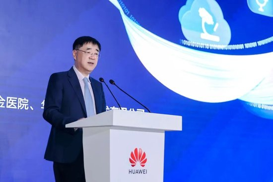▲中国工程院院士， 上海交通大学医学院附属瑞金医院院长宁光致辞