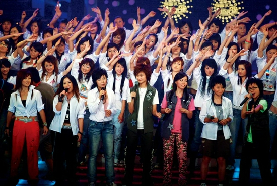 2005年“超级女声”总决选现场。图/视觉中国
