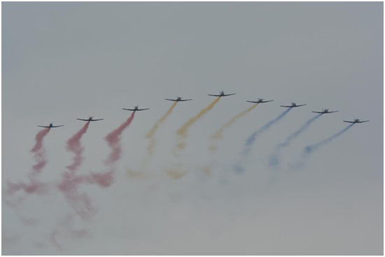 图1 天之翼表演队进场