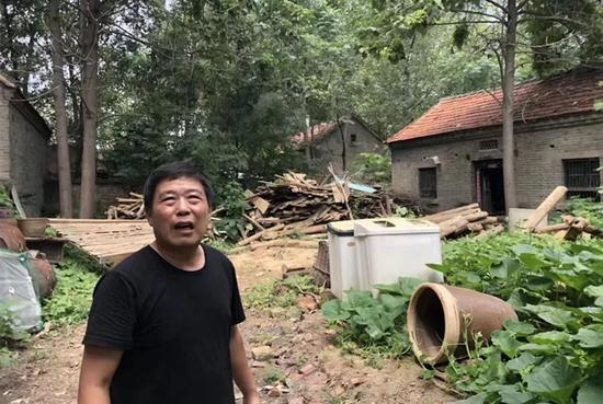 ▷ 在狱中度过的15年，曹红彬没有一天认过罪，因此也没有减过一天刑