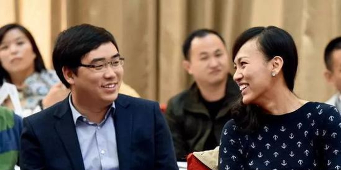 王志安质疑湖畔学员心疼柳青:社会怎么了?