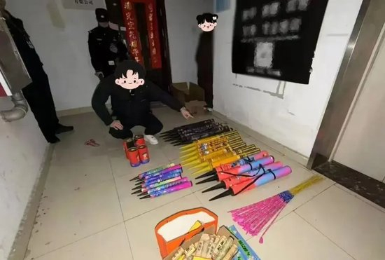 元旦前发布这种朋友圈，他们都被抓了