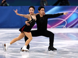 北京冬奥冠军隋文静/韩聪第2顺位登场，排名前16选手晋级自由滑