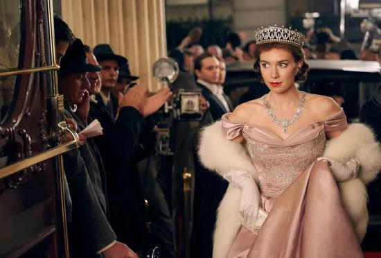  美国电视剧《王冠》剧照