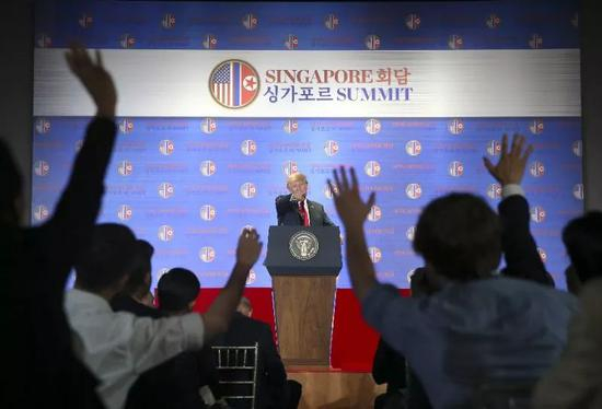 特朗普在记者会上接受提问（摄影-环球时报英文版 崔萌）