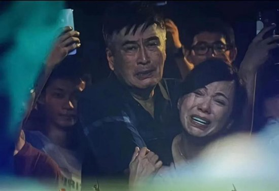 　图源：电影《孤注一掷》剧照