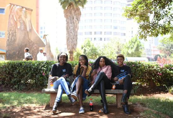  这是一群来自非洲的“网红”小姐姐。新华社记者李琰摄